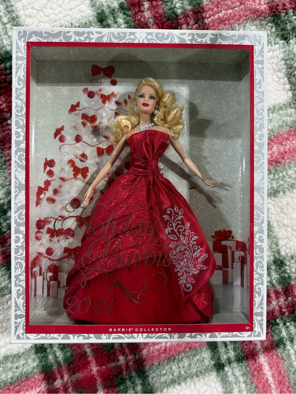 ✨ 2012 Holiday Barbie Doll Collector Edition NIB Never Removed Beautiful ✨